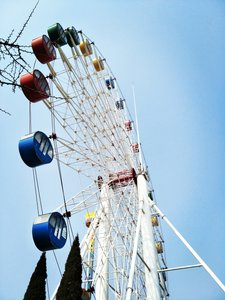 《请你到我怀里来》